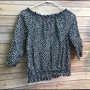 Daisy off the shoulder top